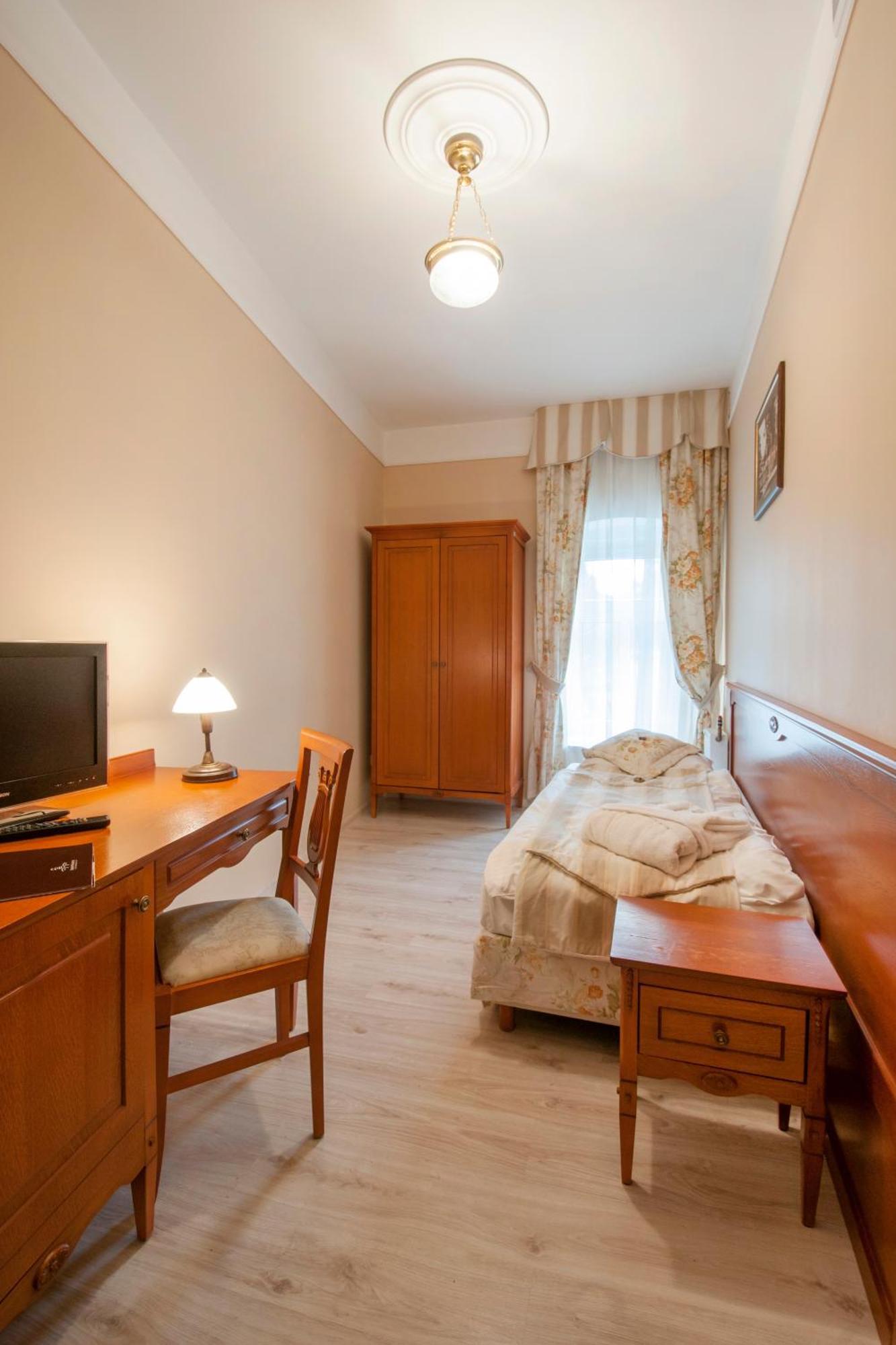 Aparthotel Zdroj Wojciech à Lądek-Zdrój Extérieur photo