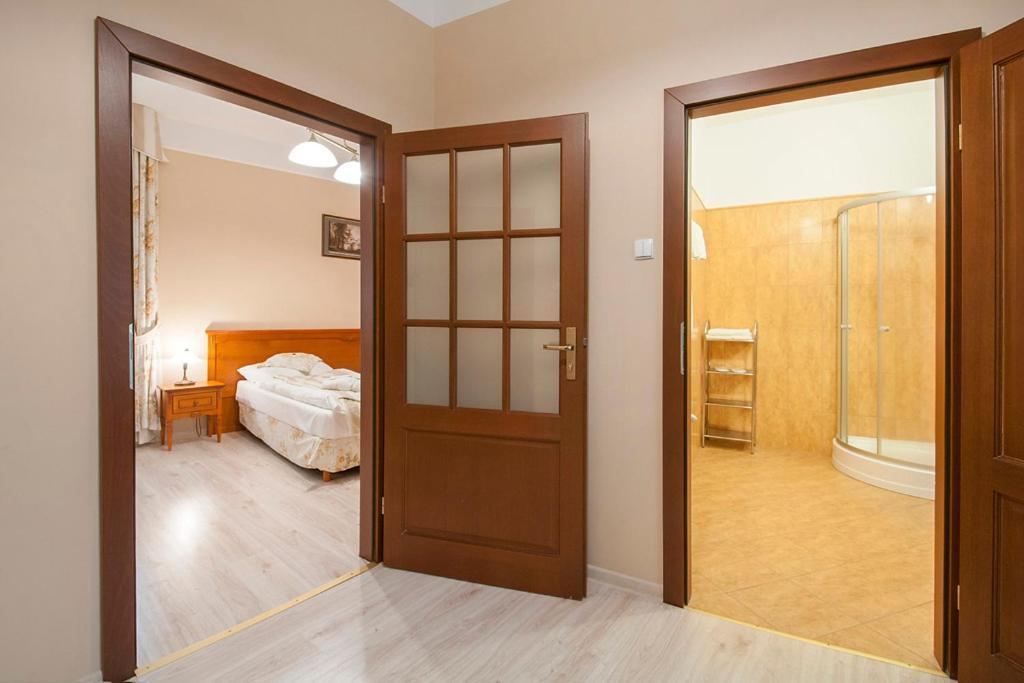 Aparthotel Zdroj Wojciech à Lądek-Zdrój Extérieur photo